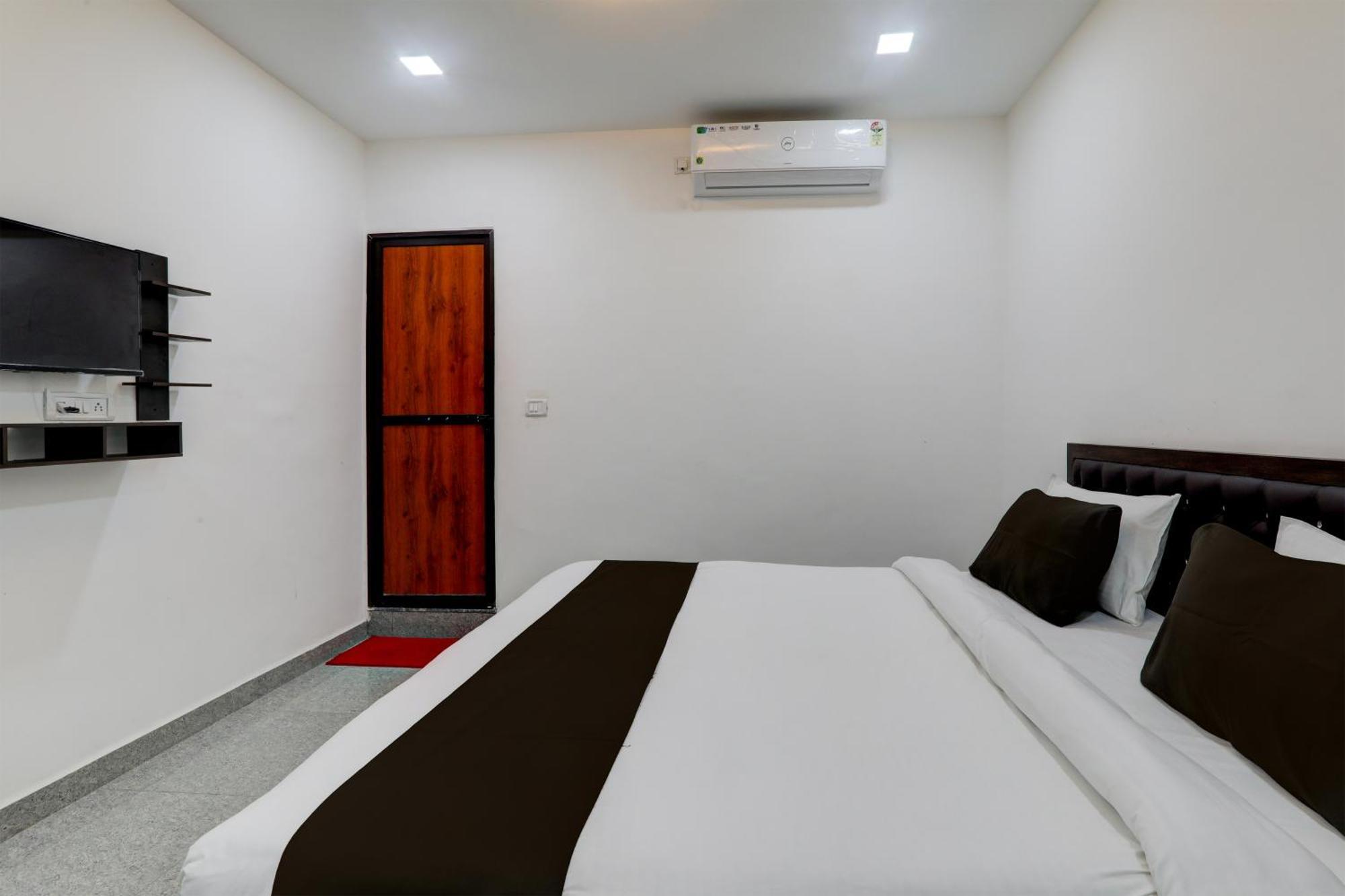 Super Hotel O Flagship Hotel Mk Palace Lucknow Exterior photo